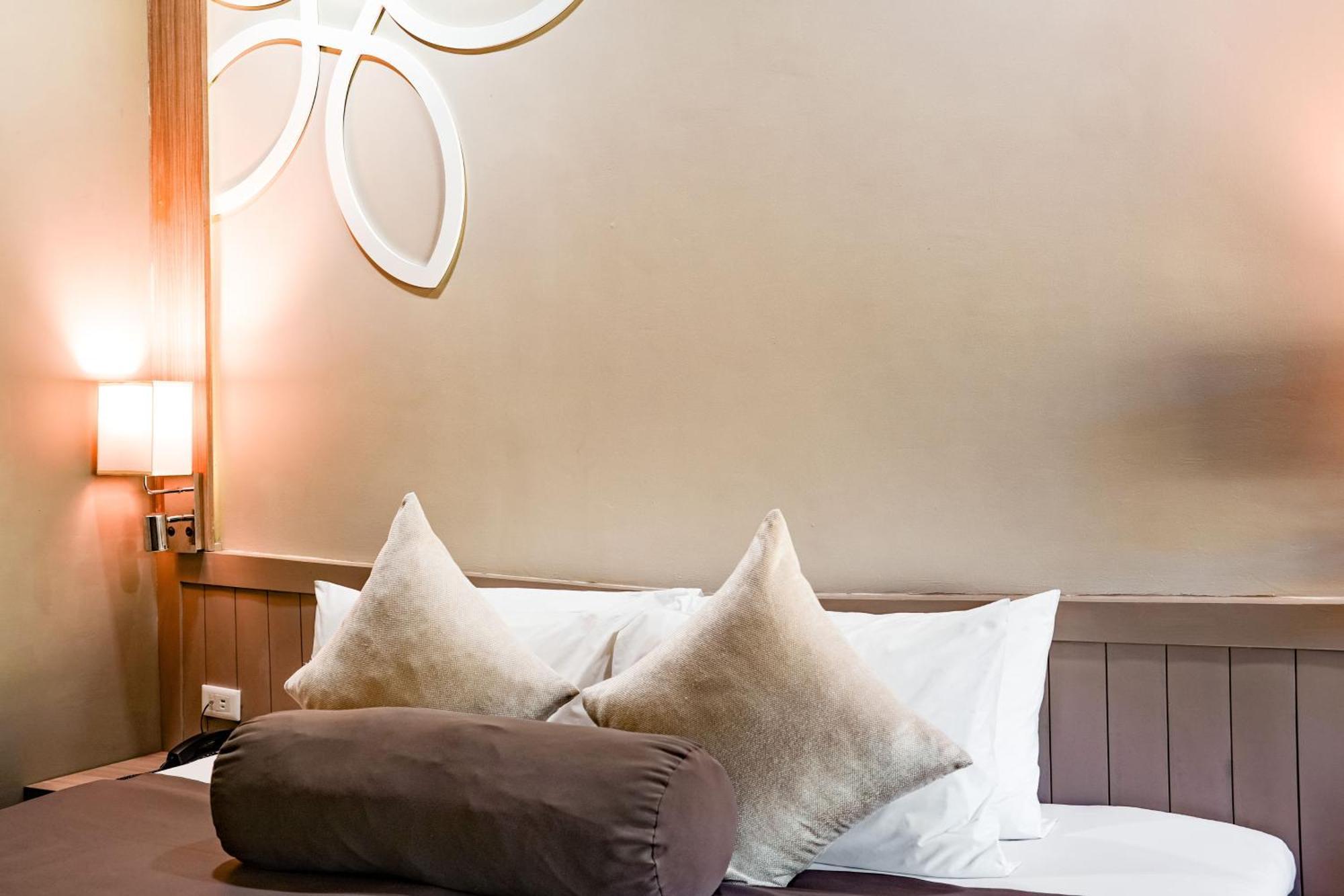 Sentido Khao Lak (Adults Only) Hotel Bagian luar foto